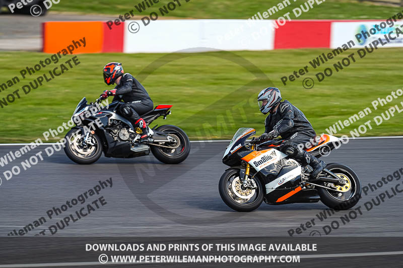 donington no limits trackday;donington park photographs;donington trackday photographs;no limits trackdays;peter wileman photography;trackday digital images;trackday photos